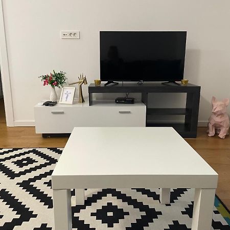 Neva Apartment Beograd Bagian luar foto